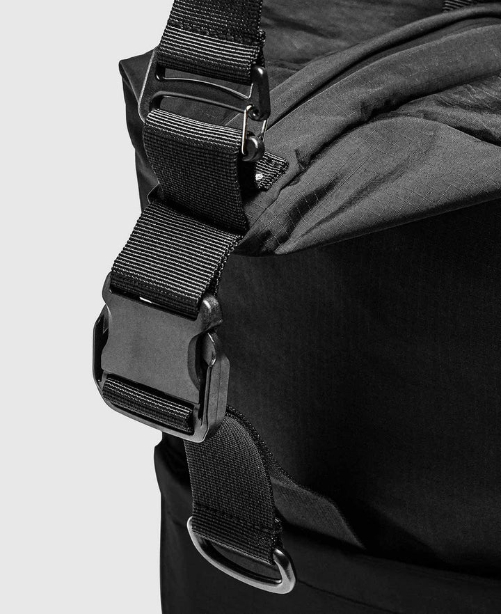 bitplay Black Series 45L トラベルダッフルバッグ トラベルバッグ