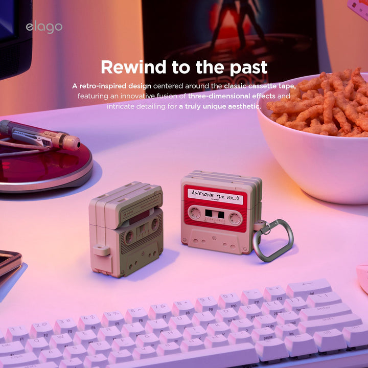 elago AirPods 4 CASETTE TAPE HANG CASE カラビナ付き シリコンケース Classic White Red