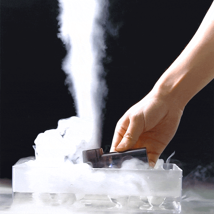 BLUEFEEL ミニ Z ポーチファン 超コンパクト ポータブル扇風機 最大風速15m/s ポーチ付き