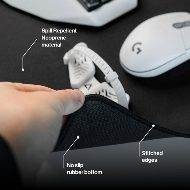 DELTAHUB Gaming Desk Pad Black デスクマット