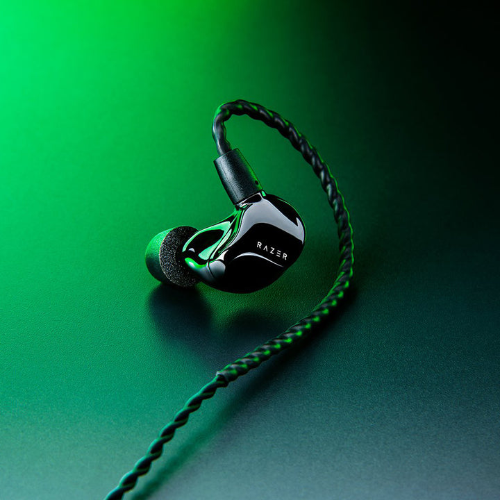 Razer Moray 有線 ハイブリッドデュアルドライバー ストリーミング/ゲーミングイヤホン MMCXケーブル ブラック
