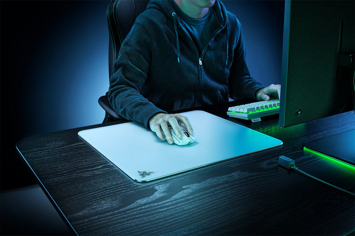 Razer Atlas 強化ガラス製 ゲーミングマウスパッド