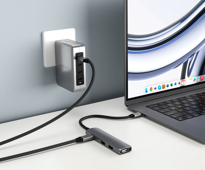 Satechi 4-in-1 USB-C Slim Multiport Adapter 4K PD対応 スリムマルチアダプター