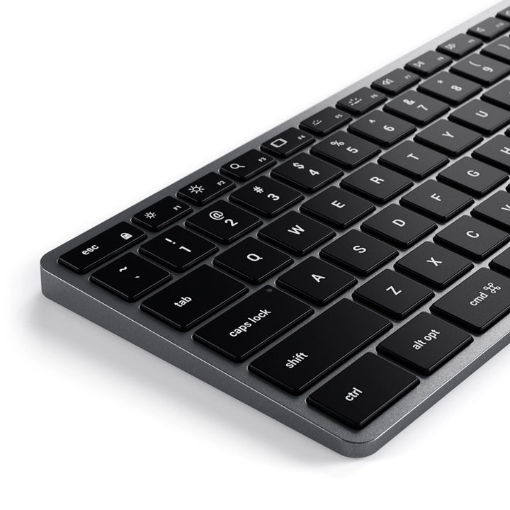 Satechi Slim X3 Bluetooth Backlit Keyboard US Layout 薄型フルサイズ キーボード 英語配列 Win Mac対応