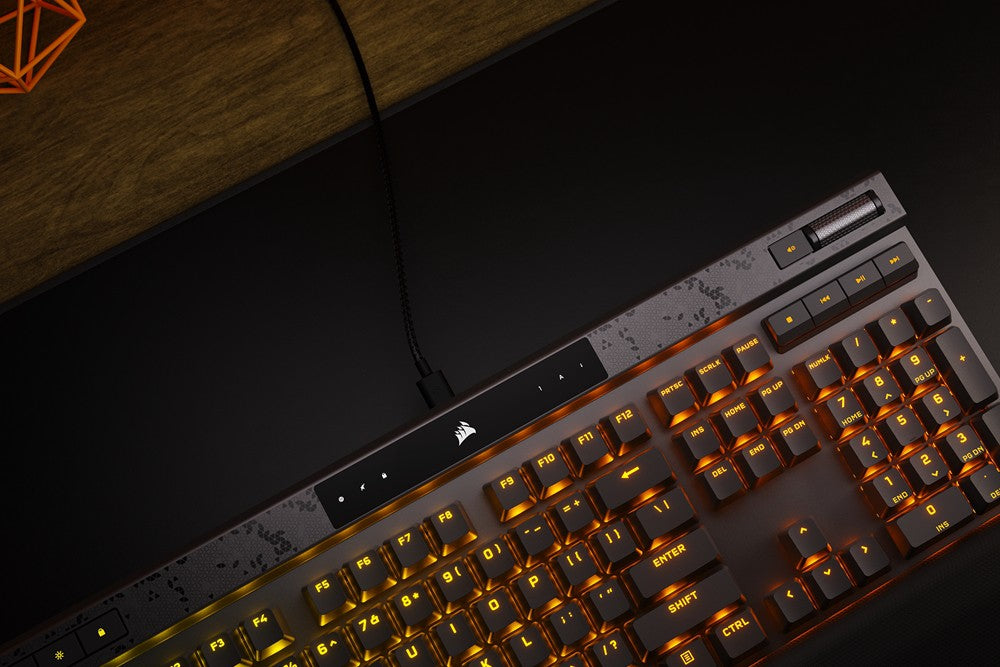 Corsair K70 MAX RGB 日本語配列 かな無し 磁気メカニカル Corsair K70 MAX RGB 日本語配列 かな無し 磁気メカニカル