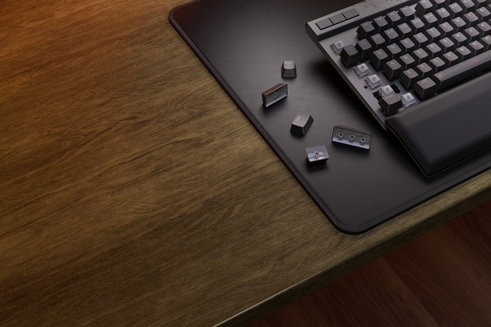 Corsair K70 MAX RGB 日本語配列 かな無し 磁気メカニカル