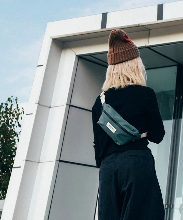 Native Union WFA Crossbody Pouch クロスボディポーチ