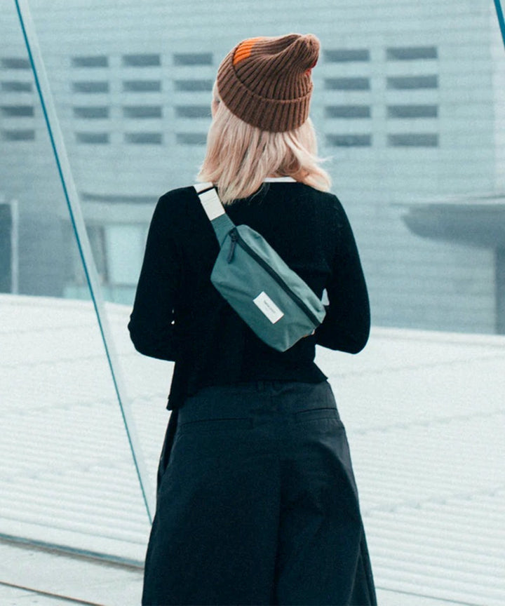 Native Union WFA Crossbody Pouch クロスボディポーチ