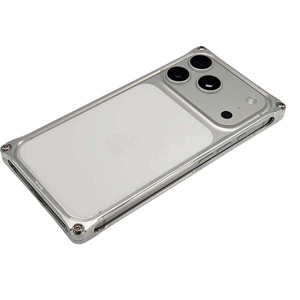 GILD design iPhone 17シリーズ ソリッドバンパー