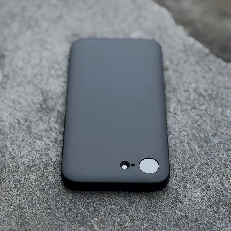MYNUS iPhone 17e / 16e CASE ミニマルデザイン MagSafe対応