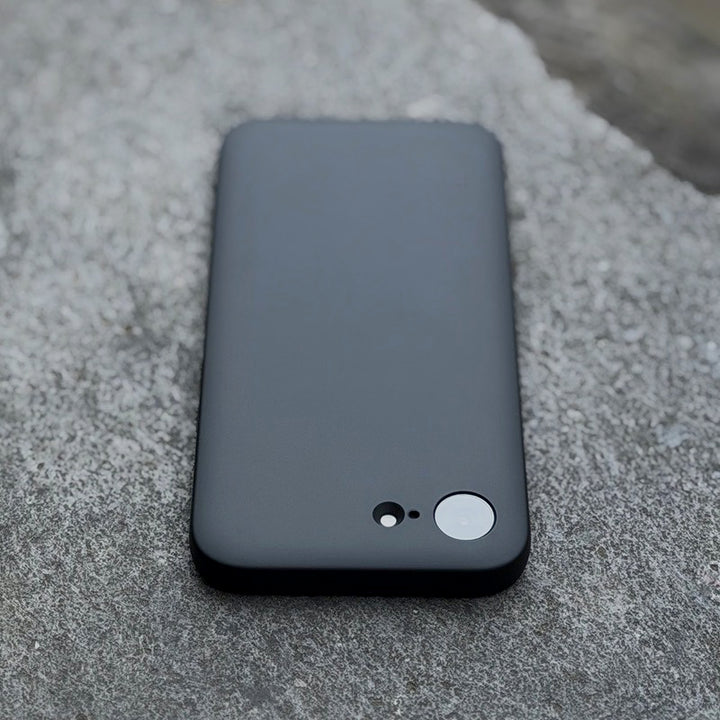 MYNUS iPhone 17e / 16e CASE ミニマルデザイン MagSafe対応
