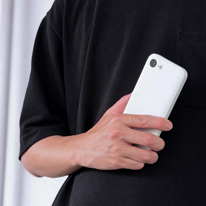 MYNUS iPhone 17e / 16e CASE ミニマルデザイン MagSafe対応