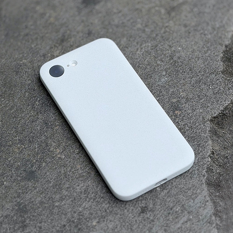 MYNUS iPhone 17e / 16e CASE ミニマルデザイン MagSafe対応