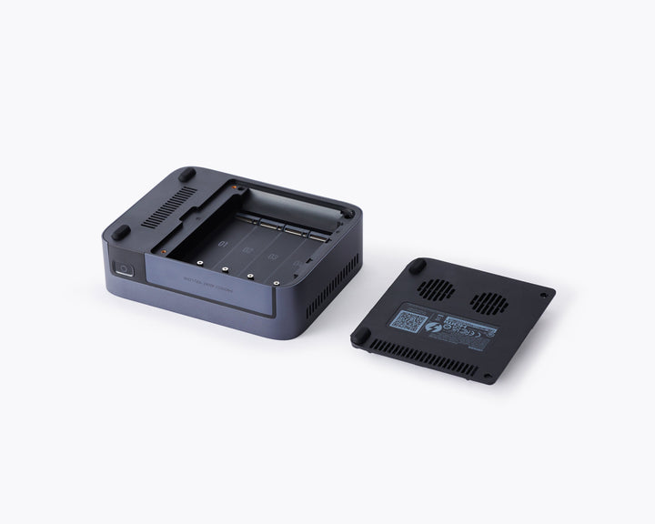 UGREEN NASync DXP480T Plus 4ベイ (M.2 NVMe) NAS ストレージケース