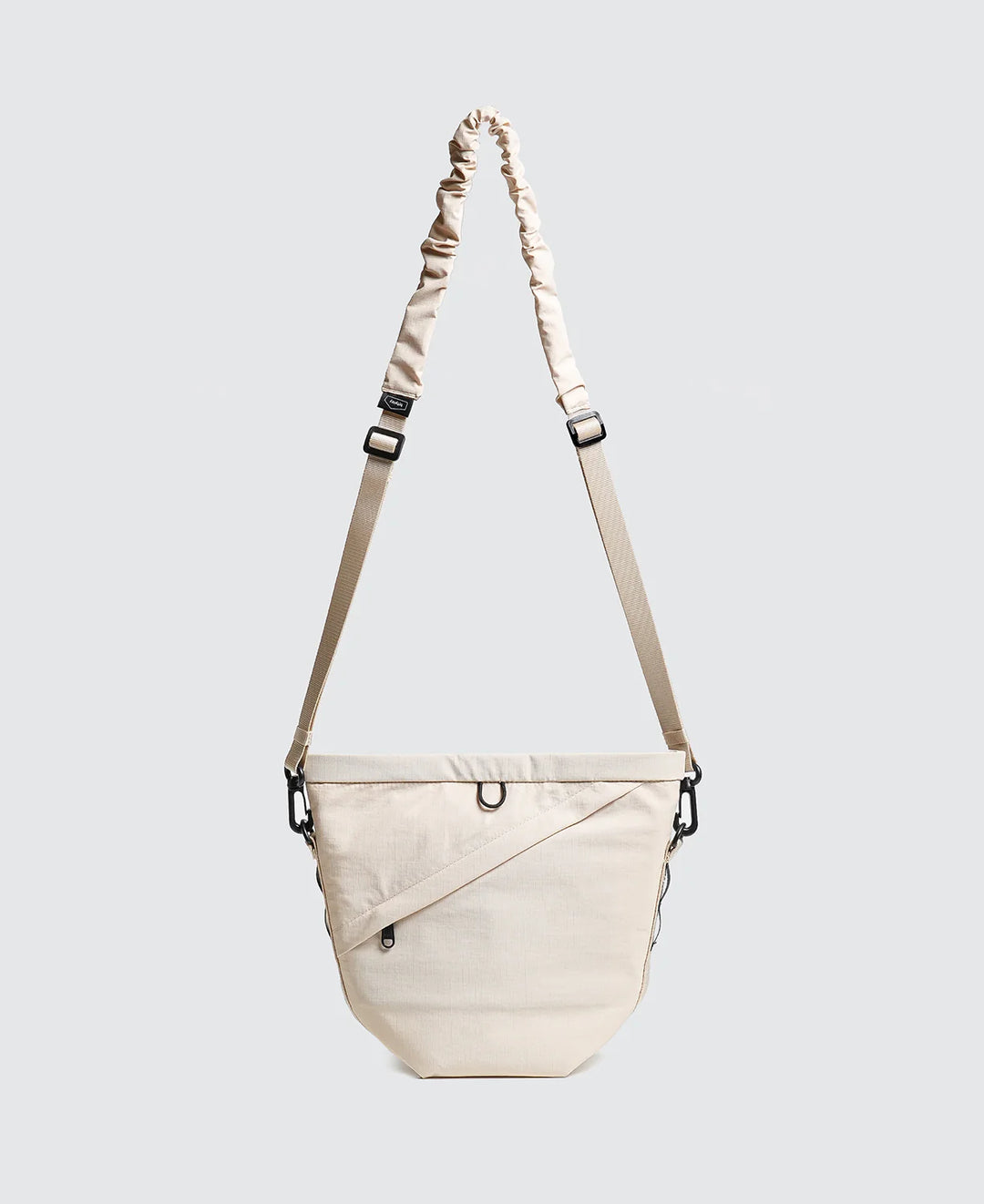 bitplay Essential 2.5L スナッパースリングバッグ カメラバッグ ショルダーバッグ