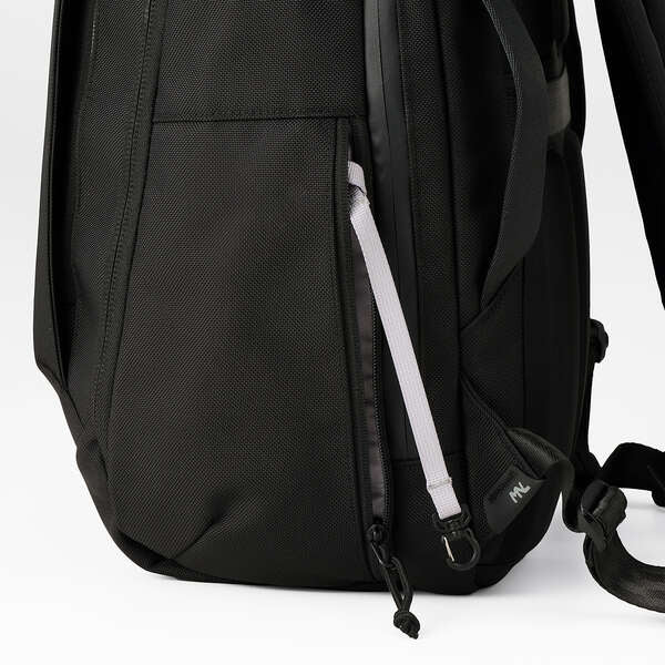 エレコム バックパック MNL CITY PACK CORDURA Ballistic 15.6inch 21L ブラック リュック ビジネス 出張 旅行 BM-MNLBP02BK