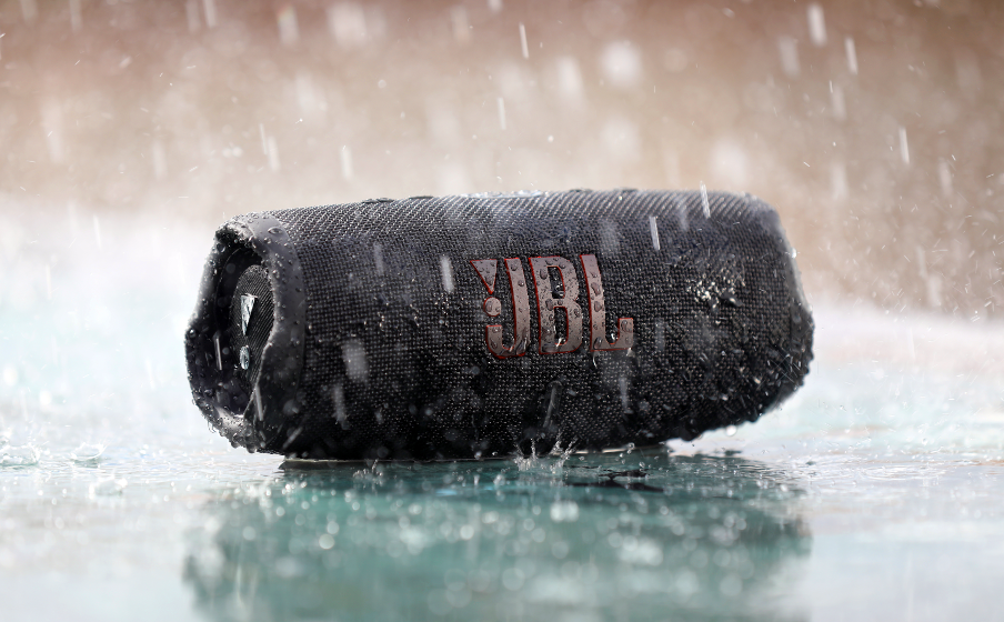 JBL CHARGE 5 防水 ポータブルスピーカー – kitcut plus ・オンライン JBL CHARGE 5 防水 ポータブルスピーカー – kitcut plus ・オンライン