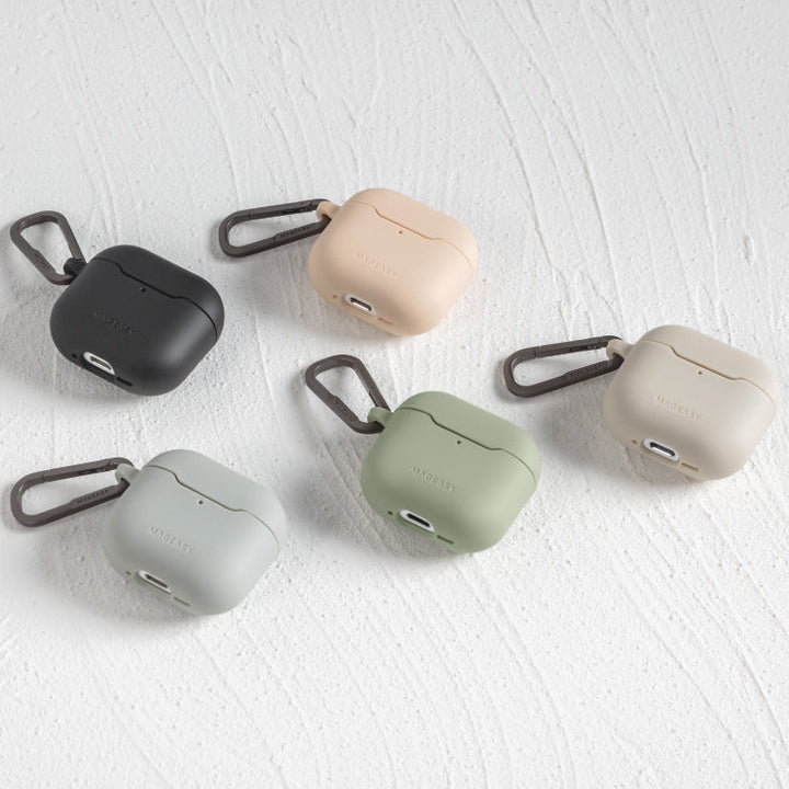 MagEasy AirPods SKIN カラビナ付き耐衝撃ケース AirPods Pro 第 2 / 1世代/ AirPods 4 対応