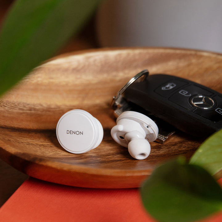 DENON PerL Pro True Wireless Earbuds 適応型ハイブリッドノイズキャンセリング 完全ワイヤレスイヤホン Bluetooth 5.3 Masimo AATパーソナライズ機能搭載 ホワイト