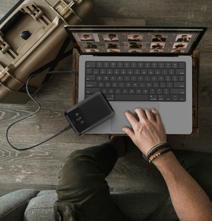BELKIN BoostCharge Pro 65W 3ポートモバイルバッテリー 20000mAh