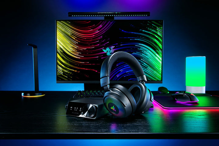 Razer Kraken V4 Pro　ワイヤレスゲーミングヘッドセット　コントロールハブ付属　