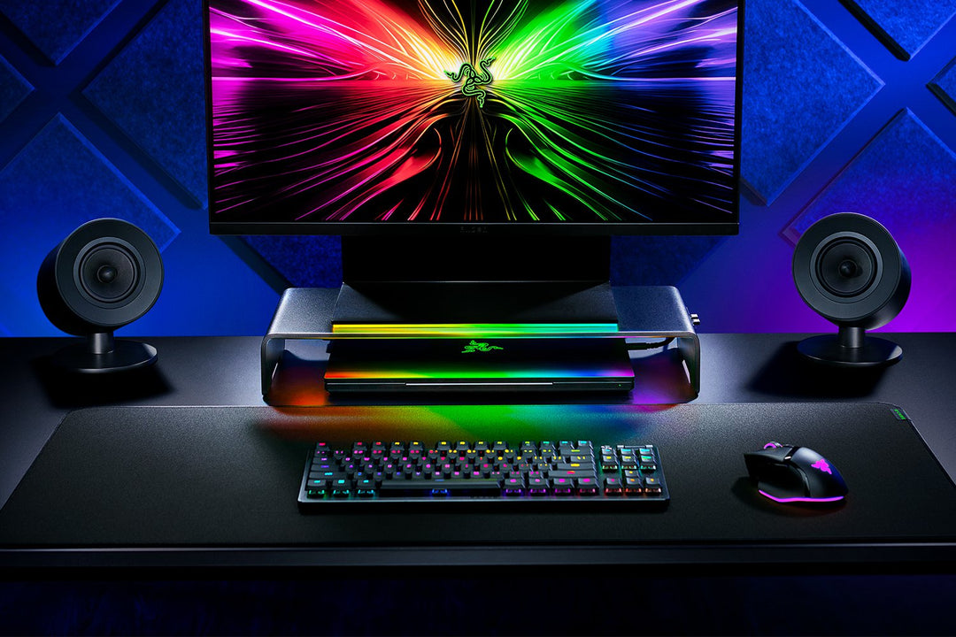 Razer Monitor Stand Chroma 4ポートUSB-C搭載アルミニウム製 モニタースタンド ディスプレイスタンド