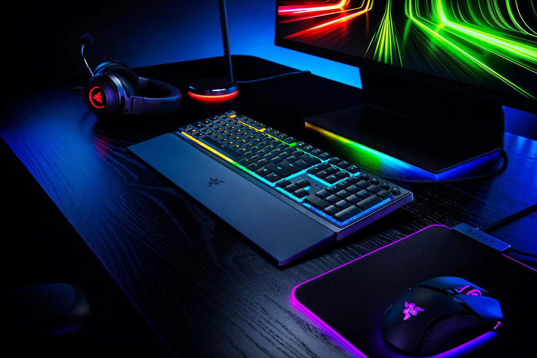 Razer Ornata V3 有線 RGBライティング メカ・メンブレン ゲーミングキーボード